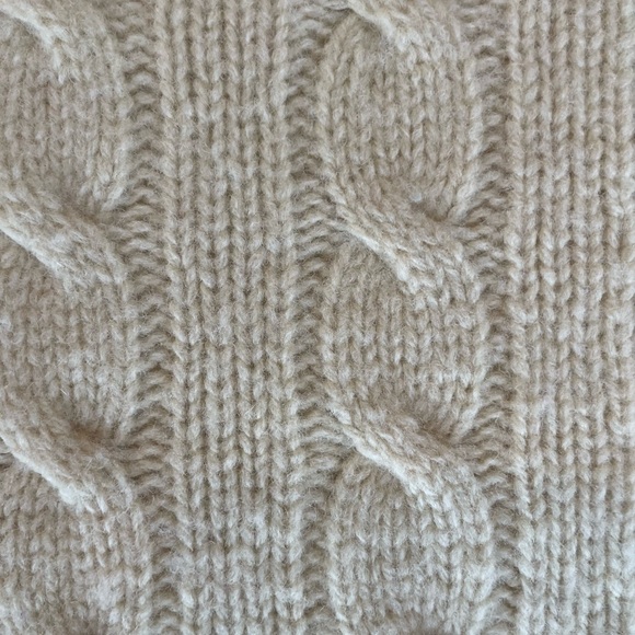 Yellow Polo by Ralph Lauren Women’s Cable Knit Sweater - Large - Picture 4 of 6